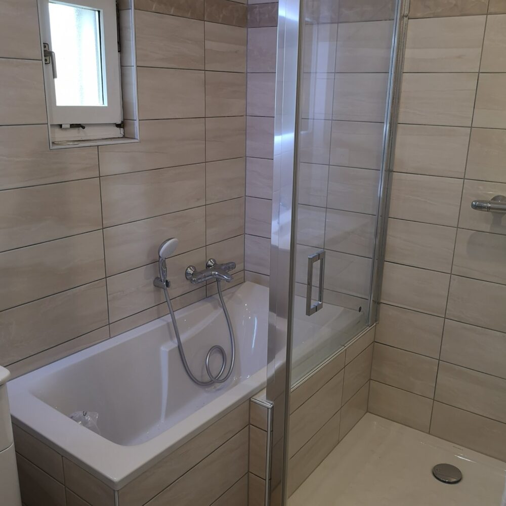 Comment entretenir un receveur de douche sans l&rsquo;ab&icirc;mer ? Bischheim